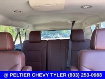 Used 2019 IRIDESCENT PEARL TRICOAT Chevrolet Premier image 16