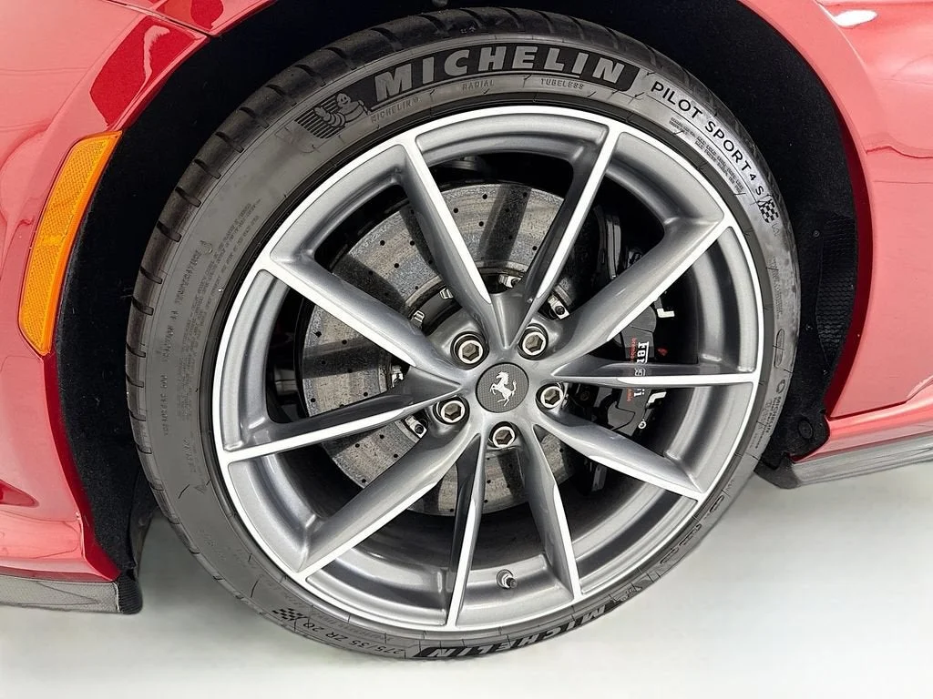 Used 2021 Rosso Fiorano Ferrari  image 34