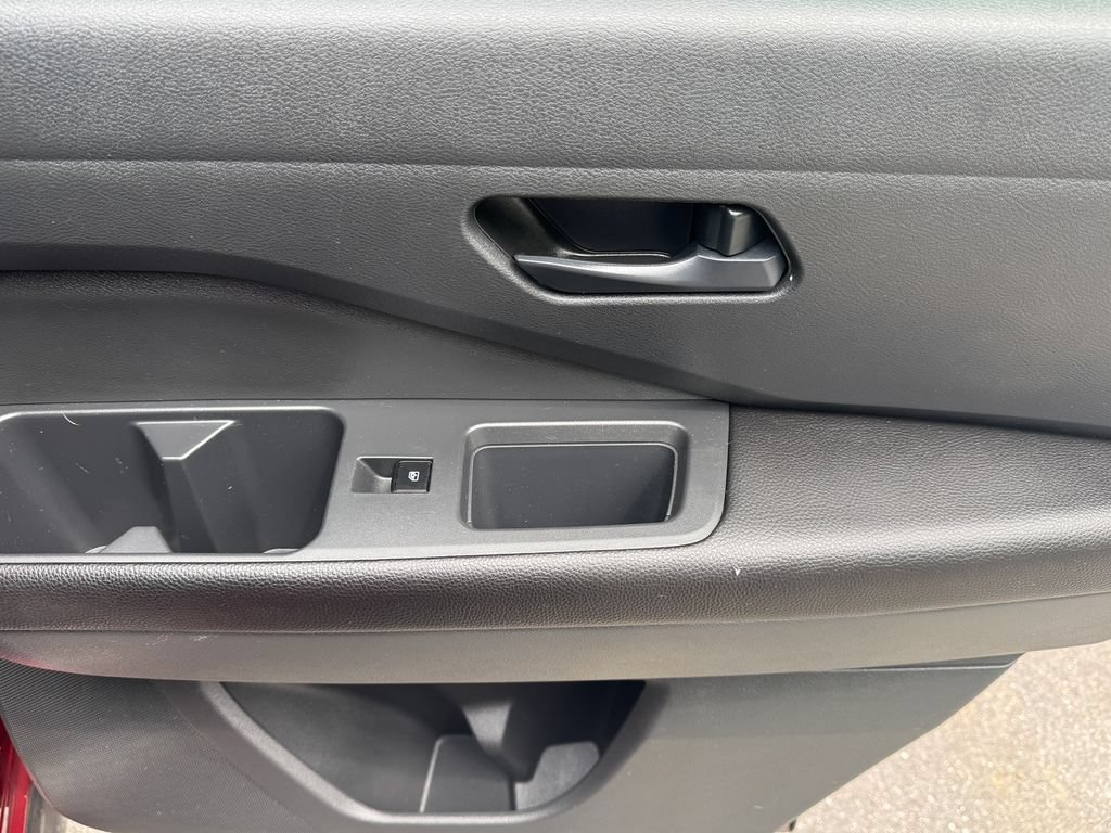 2024 Nissan Pathfinder SV - Photo 35