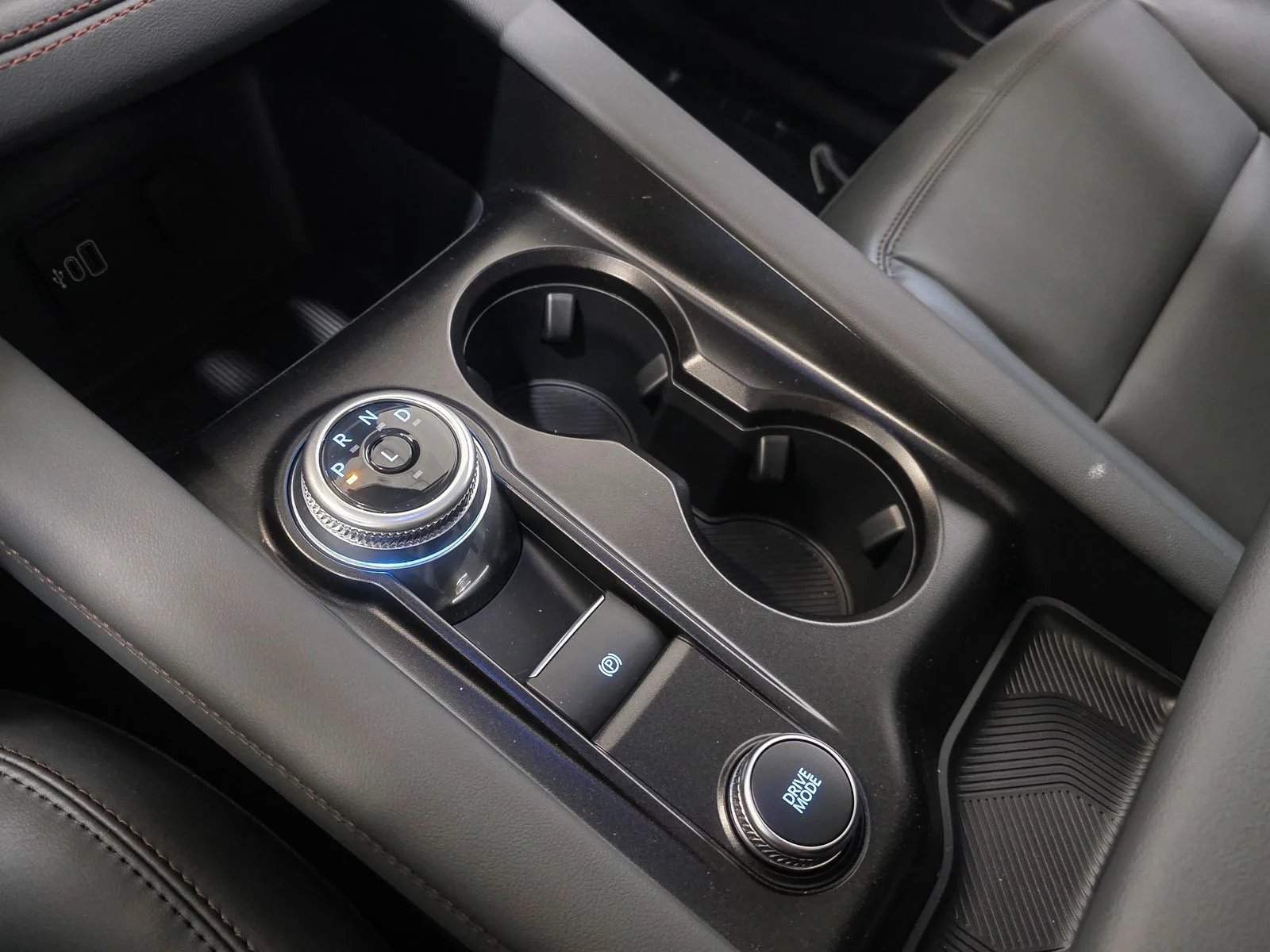 New 2026 Agate Black Metallic Ford Active image 29