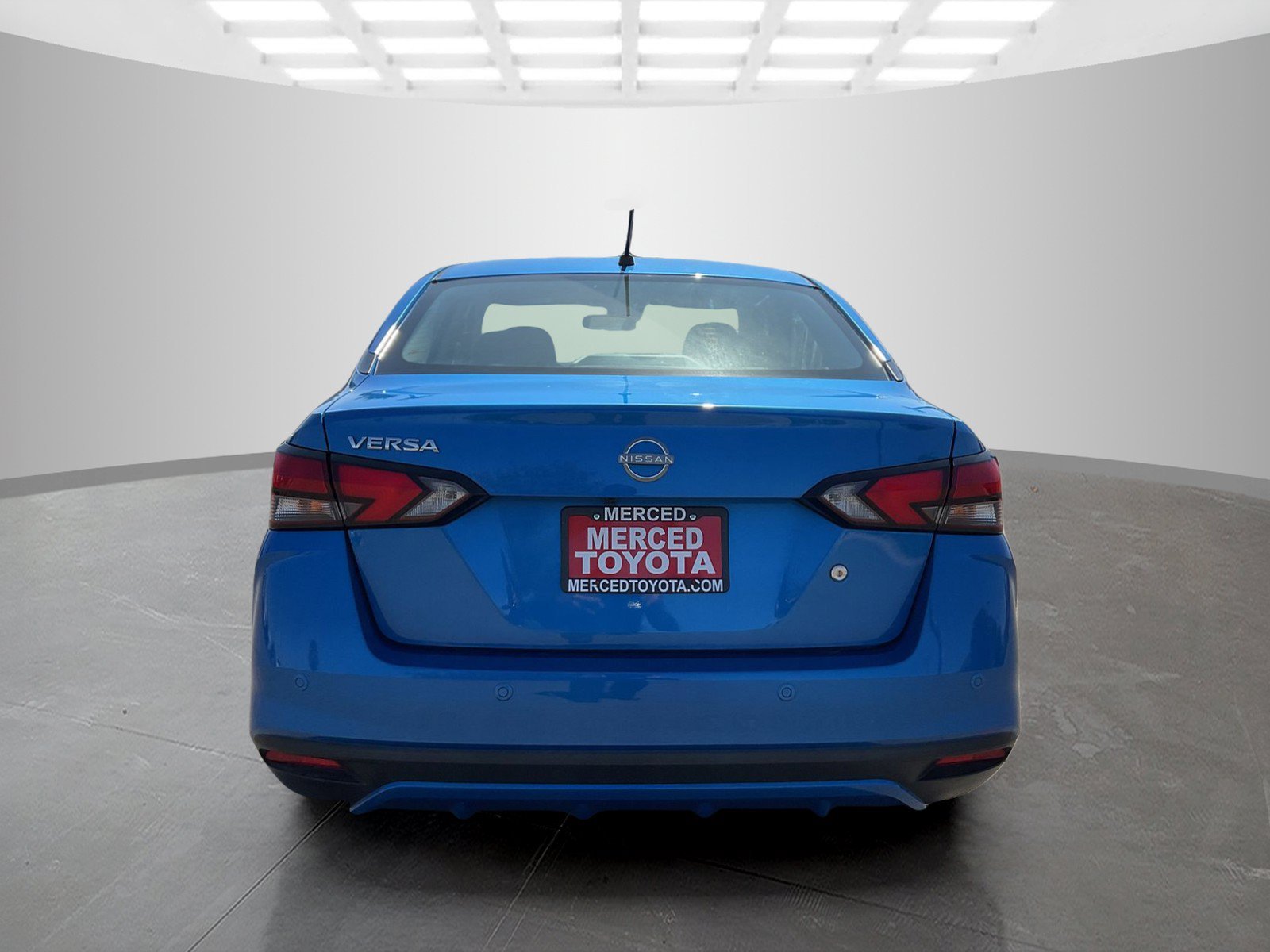 Used 2024 Electric Blue Metallic Nissan S image 4