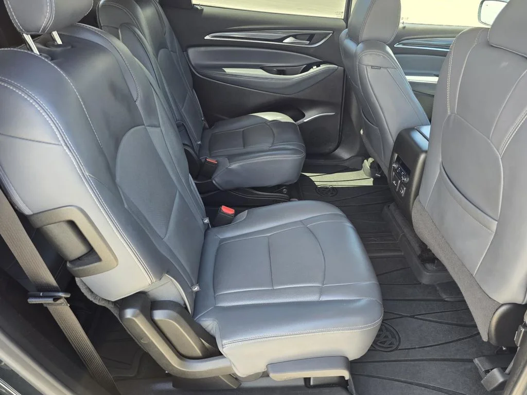 Used 2018 Includes Pitch Dark Night lower exterior accent color. Buick Premium image 19