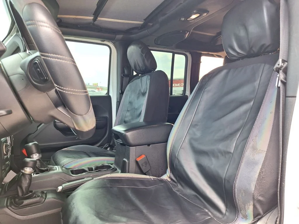 Used 2018 White Jeep Unlimited Sport S image 24