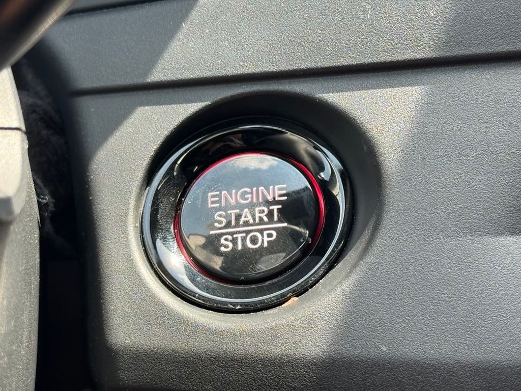 Used 2025  Honda LX image 25