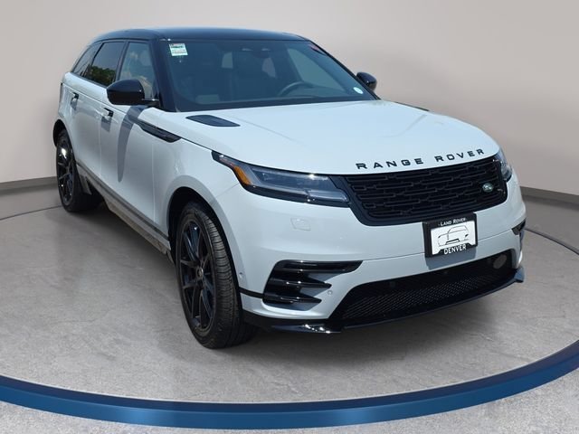 New 2026 Arroios Grey LAND ROVER Dynamic SE image 3