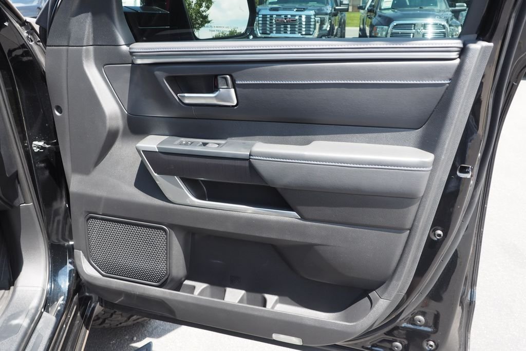 Used 2025 Black Toyota Platinum image 25