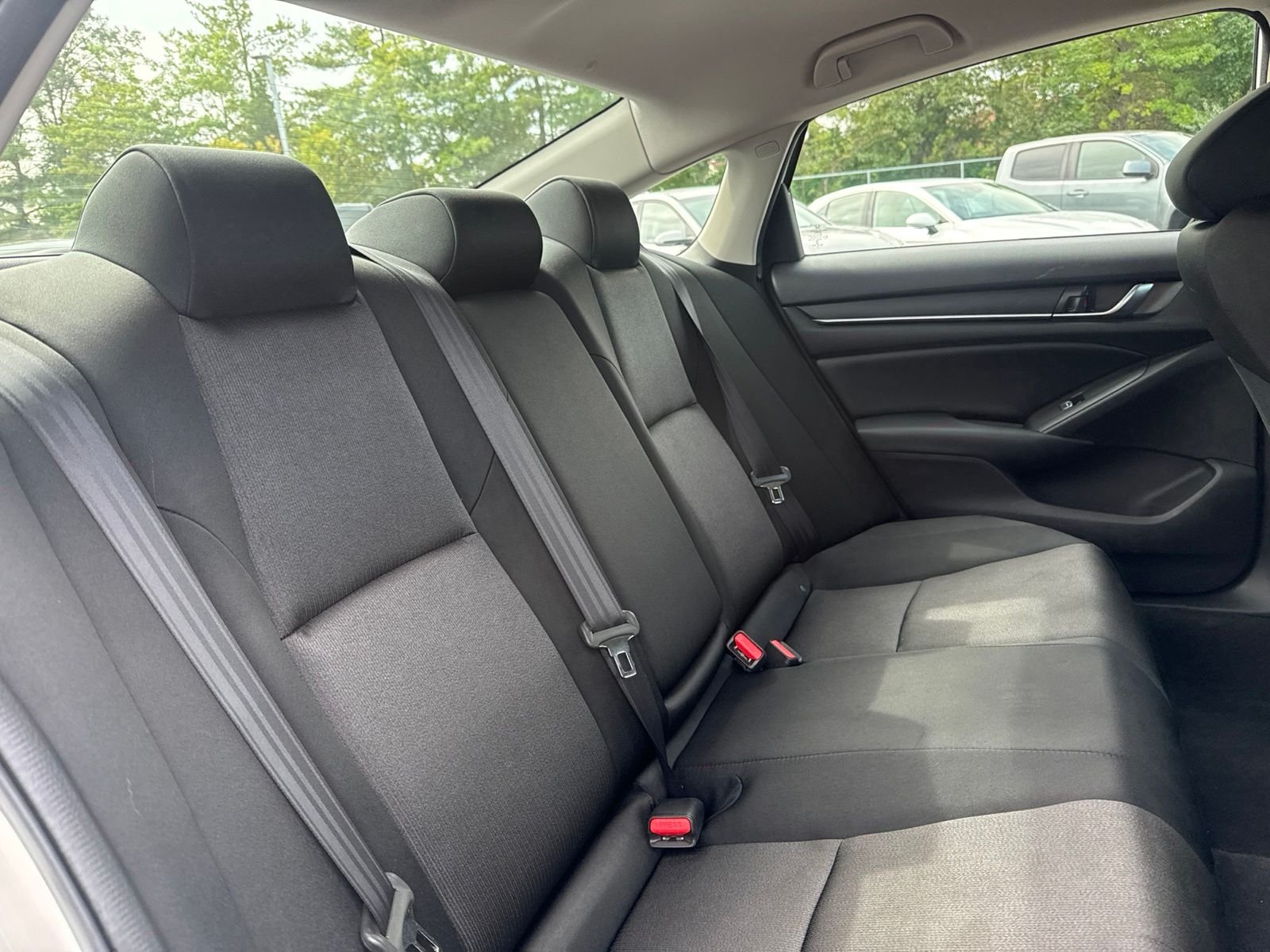 Used 2018 White Honda LX image 15
