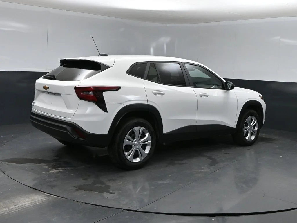 Certified Used 2026 White Chevrolet LS image 3