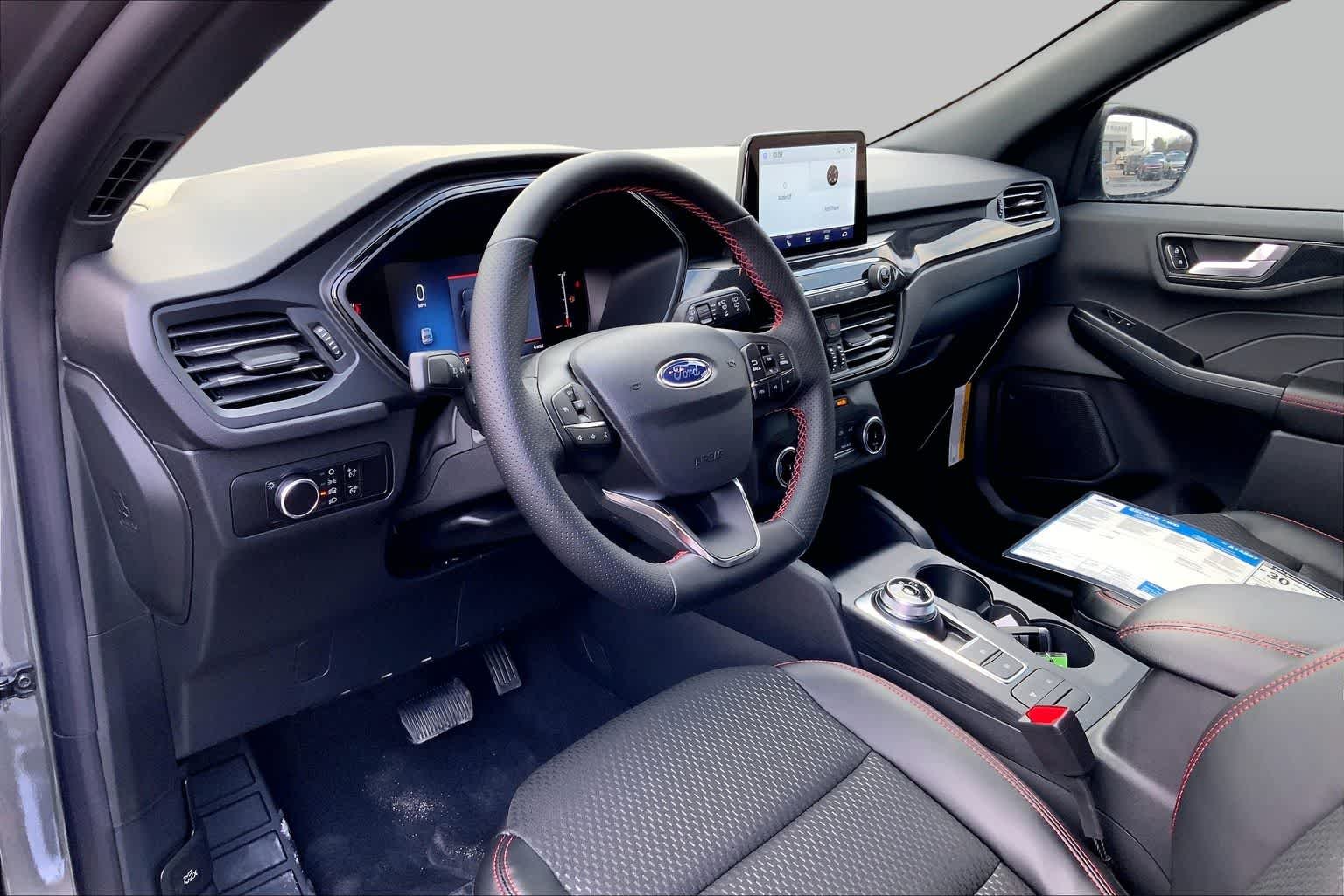 New 2026 Carbonized Gray Metallic Ford ST-Line image 6