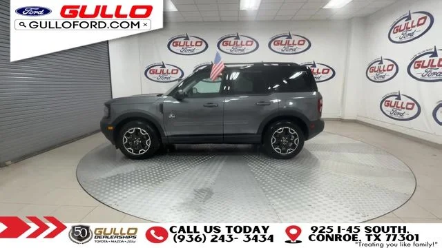 Used 2025 Gray Metallic Ford Outer Banks image 5