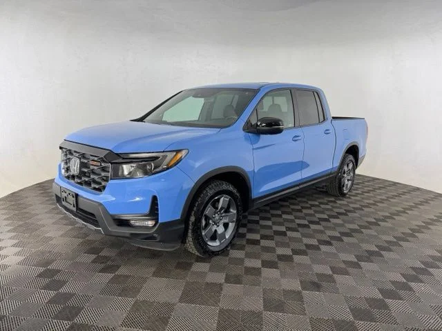 Used 2024  Honda TrailSport image 3