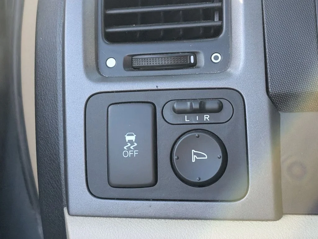 Used 2011 Gray Honda EX image 21
