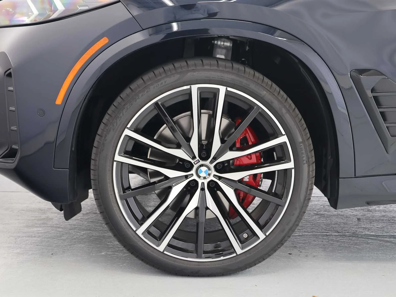 Used 2026 Carbon Black Metallic BMW xDrive40i image 11