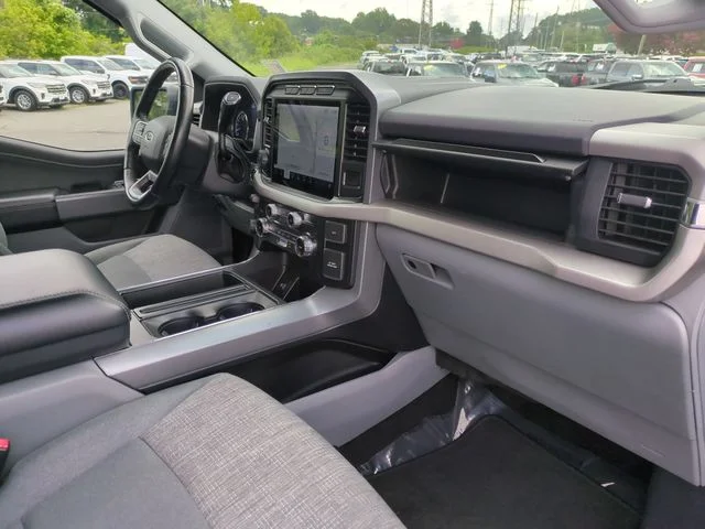 Used 2022 Silver Ford XLT image 34