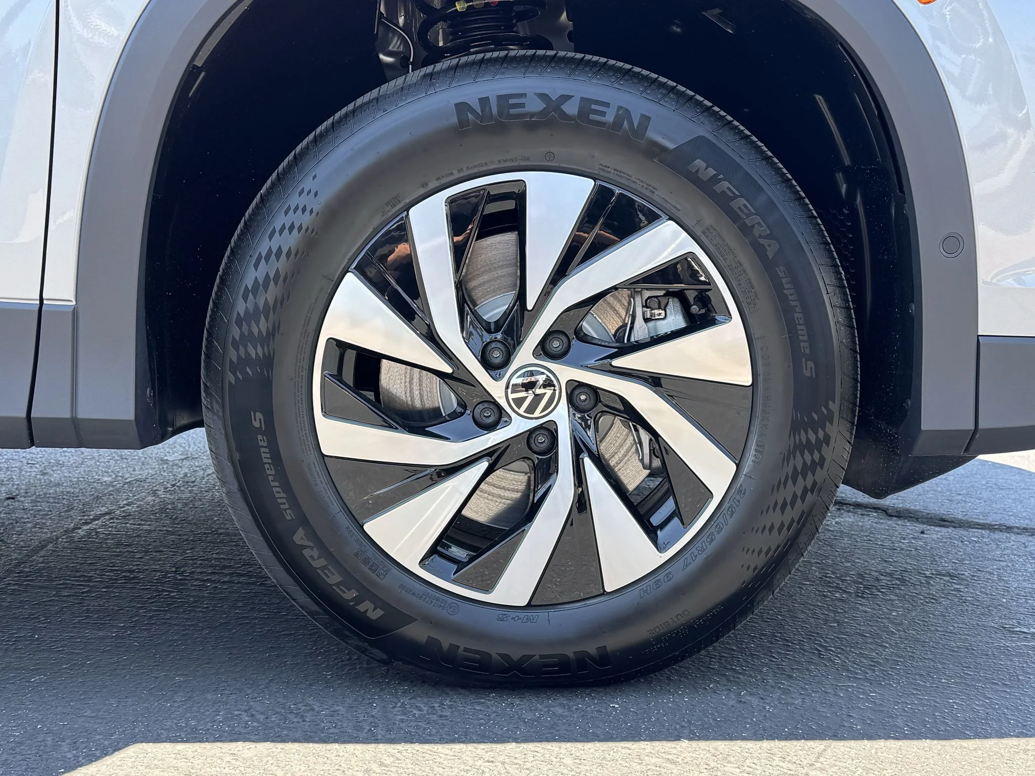 New 2026 Pyrite Silver Metallic Volkswagen S image 11