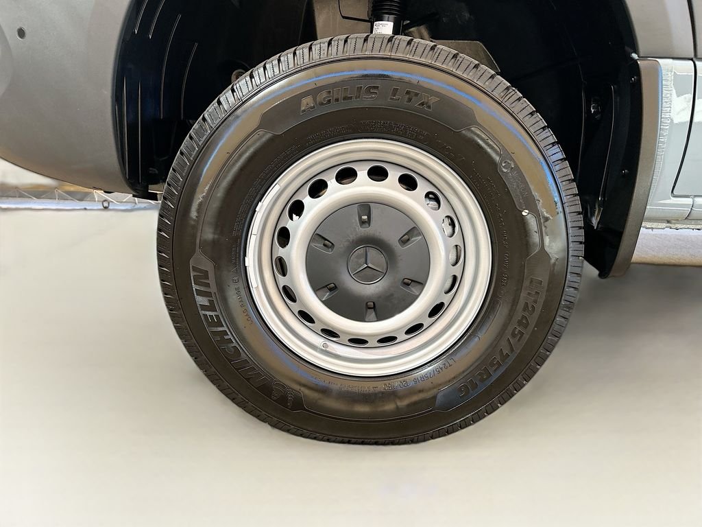 New 2026  Mercedes-Benz Cargo 170 WB image 26
