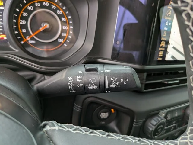 Used 2025 White Jeep Rubicon X image 30