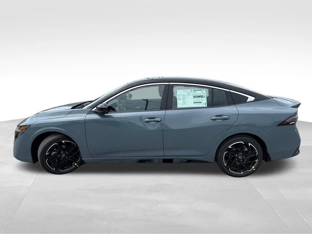 New 2026 Atlantic Gray Metallic / Super Black Two-tone Nissan SR image 4