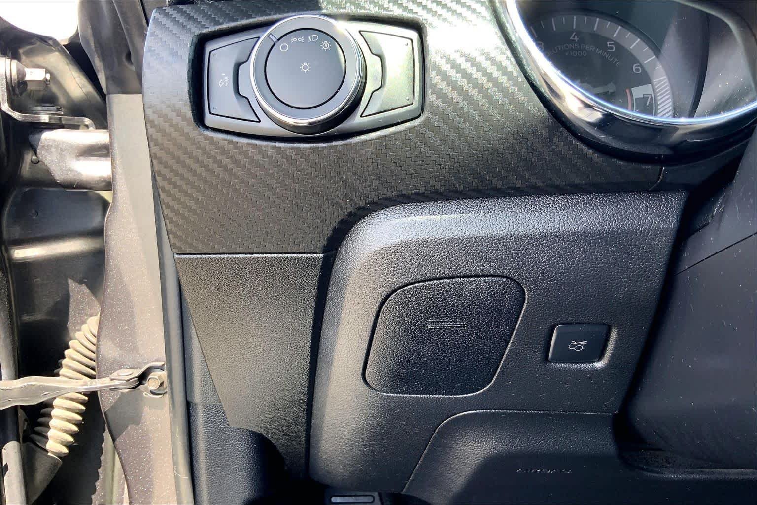 Used 2017 Magnetic Ford V6 image 33