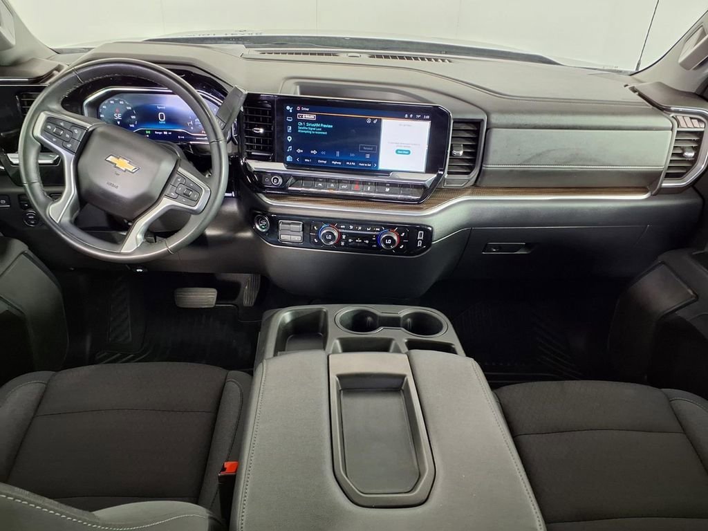 Used 2025 Cypress Gray Chevrolet LT image 12