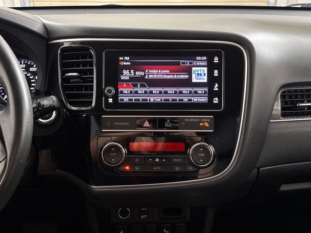 Used 2019 Gray Mitsubishi SEL image 15