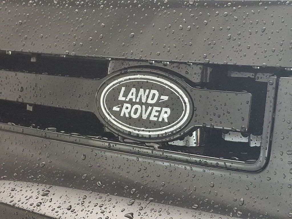 New 2026 Carpathian Grey Land Rover X-Dynamic SE image 21