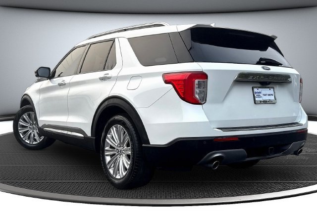 Used 2020 White Ford Limited image 7