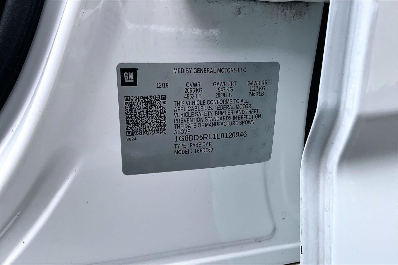 Used 2020 Summit White Cadillac V-Series image 34