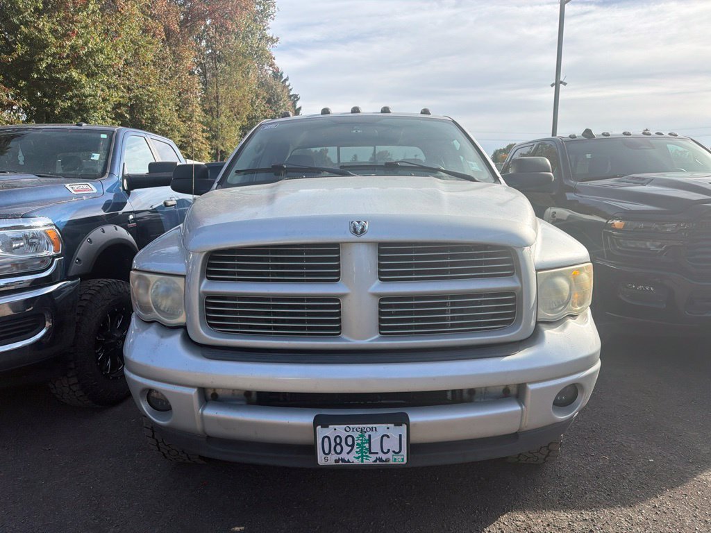 Used 2004 Bright Silver Metallic Clearcoat Dodge Laramie image 2