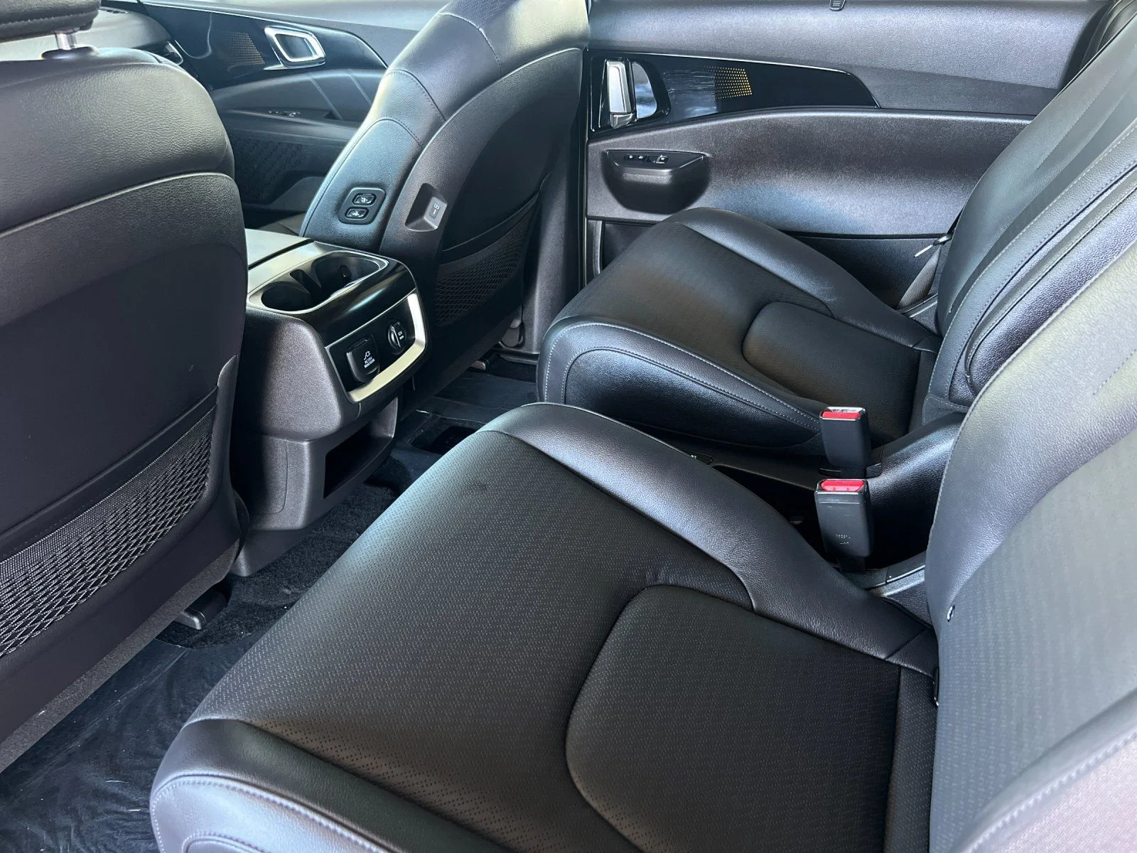 2026 Kia Carnival SX Prestige - Photo 12