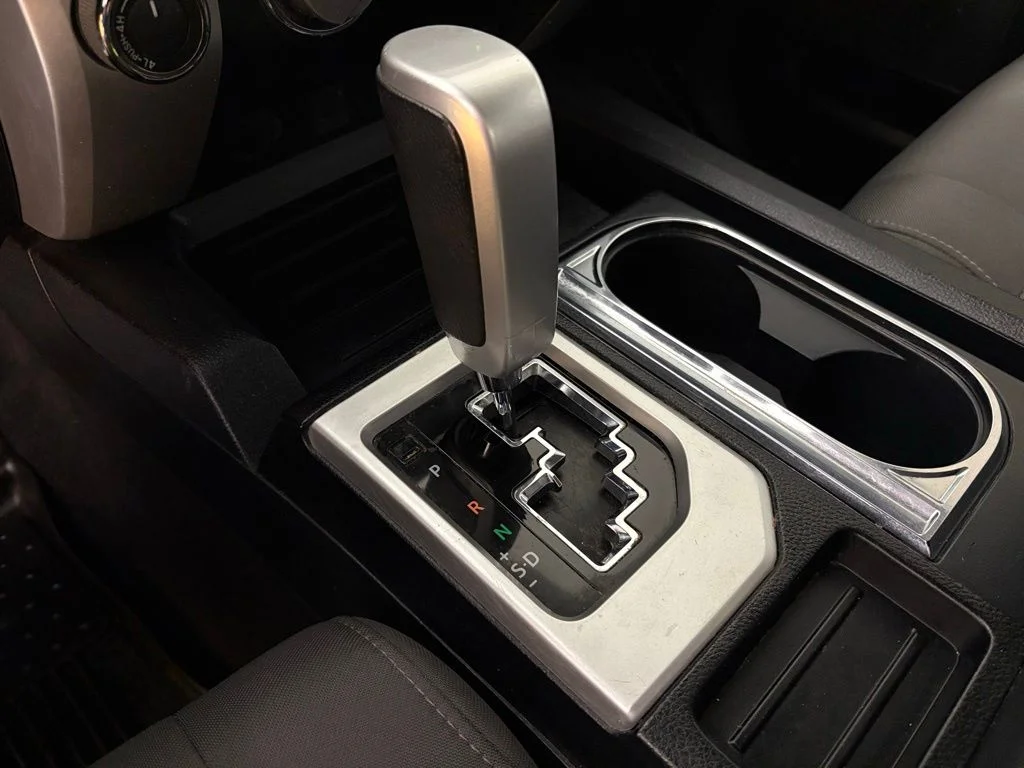 Used 2019 White Toyota SR5 image 29