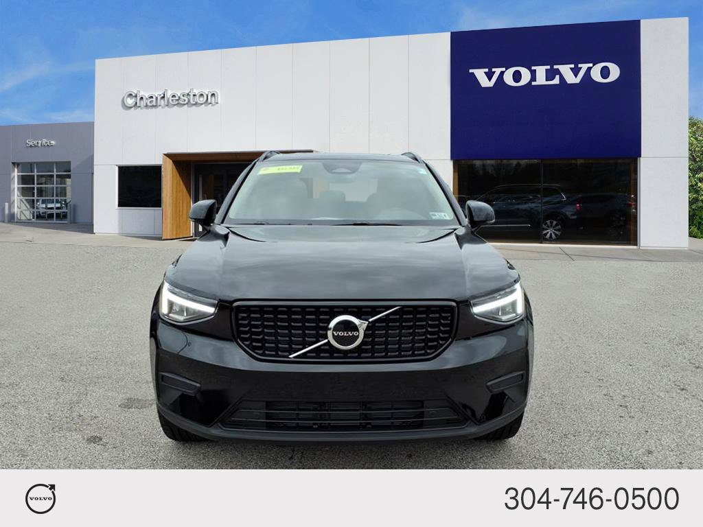 New 2026 Onyx Black Volvo Core image 8