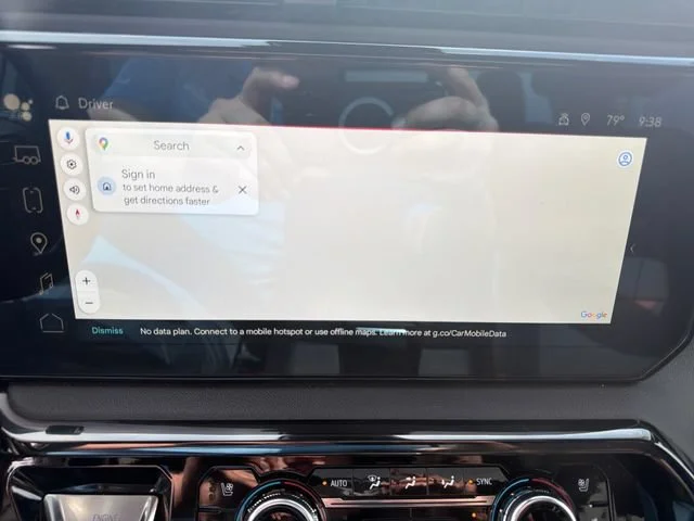 Used 2024 Summit White GMC AT4 image 23