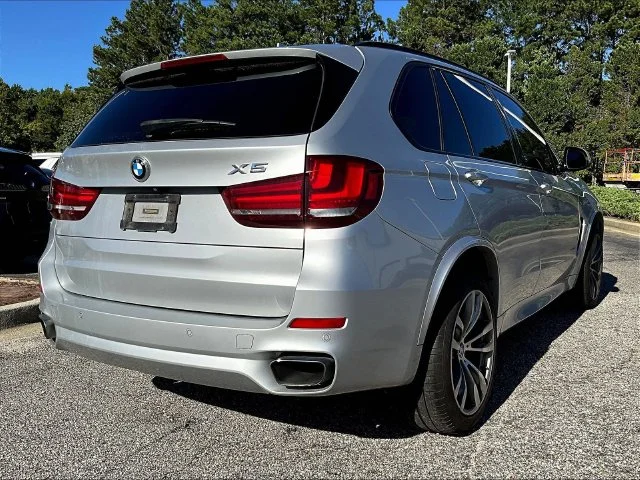 Used 2017 Silver BMW sDrive35i image 4