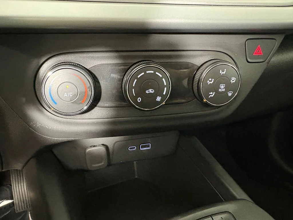 Used 2025 Gray Chevrolet LS image 34
