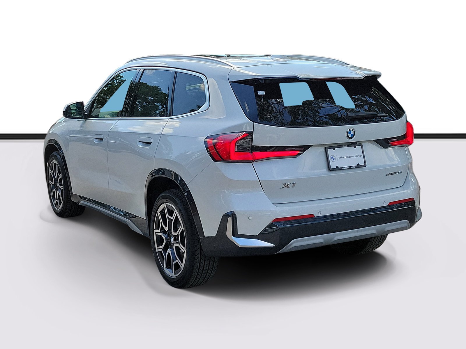 New 2027 Mineral White Metallic BMW xDrive28i image 3