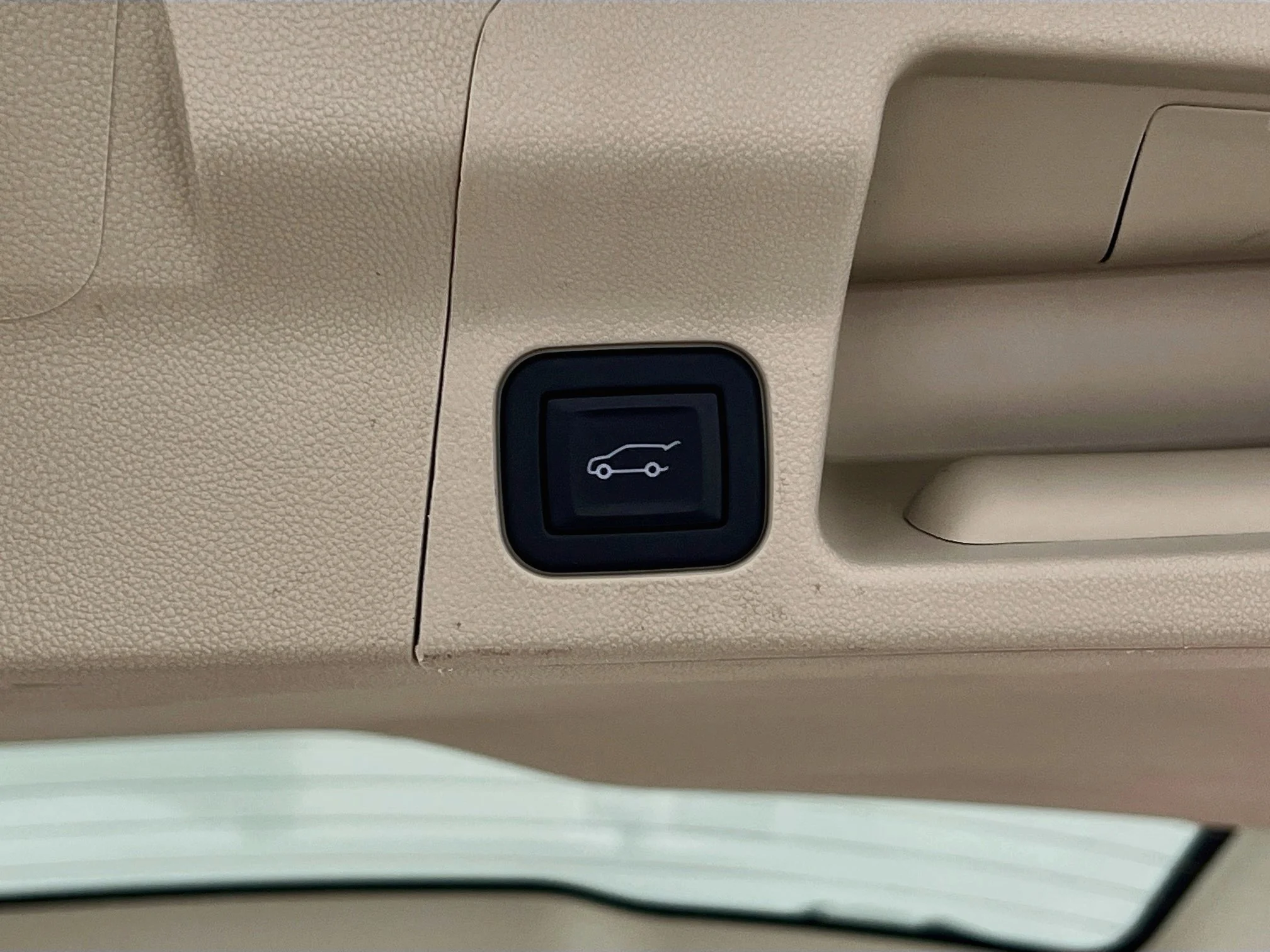 Used 2023 Volcanic Red Tintcoat GMC DENALI image 28