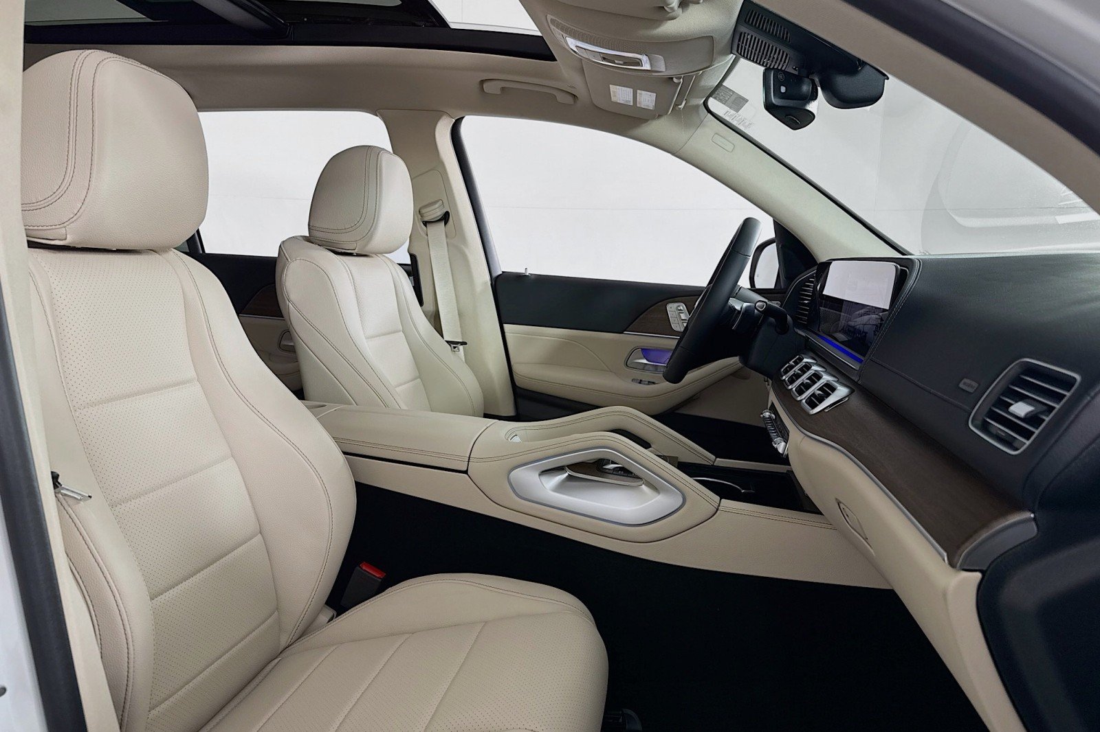 New 2026 Polar White Mercedes-Benz GLS 450 4MATIC® SUV image 6
