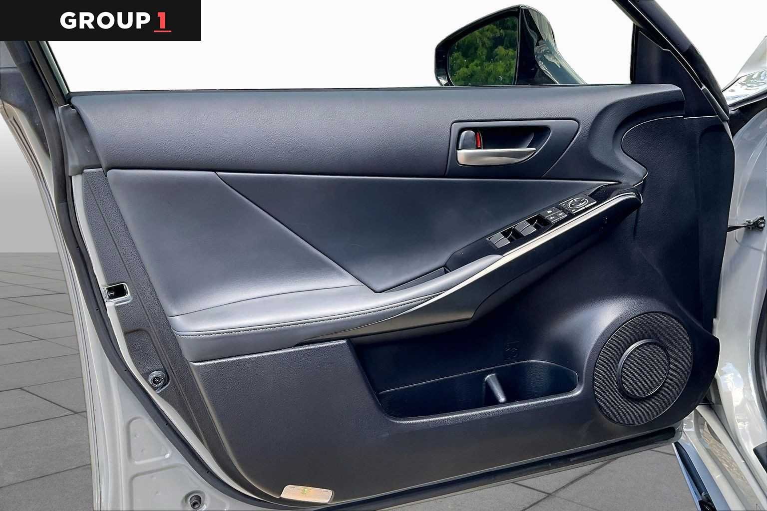 Used 2025 Incognito Lexus F SPORT Design image 20