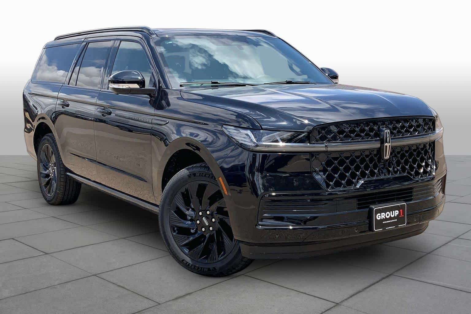 New 2026 Infinite Black Metallic Lincoln Reserve L image 2