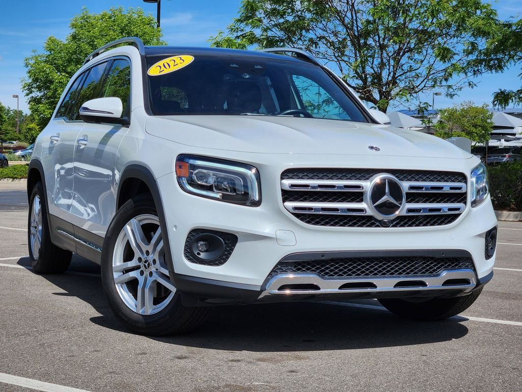 2023 Mercedes-Benz GLB GLB 250 4MATIC's photo