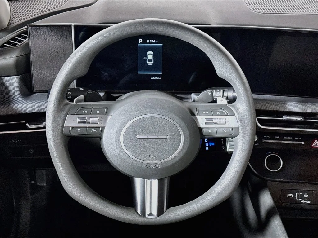 Used 2025 Gray Hyundai SEL image 13