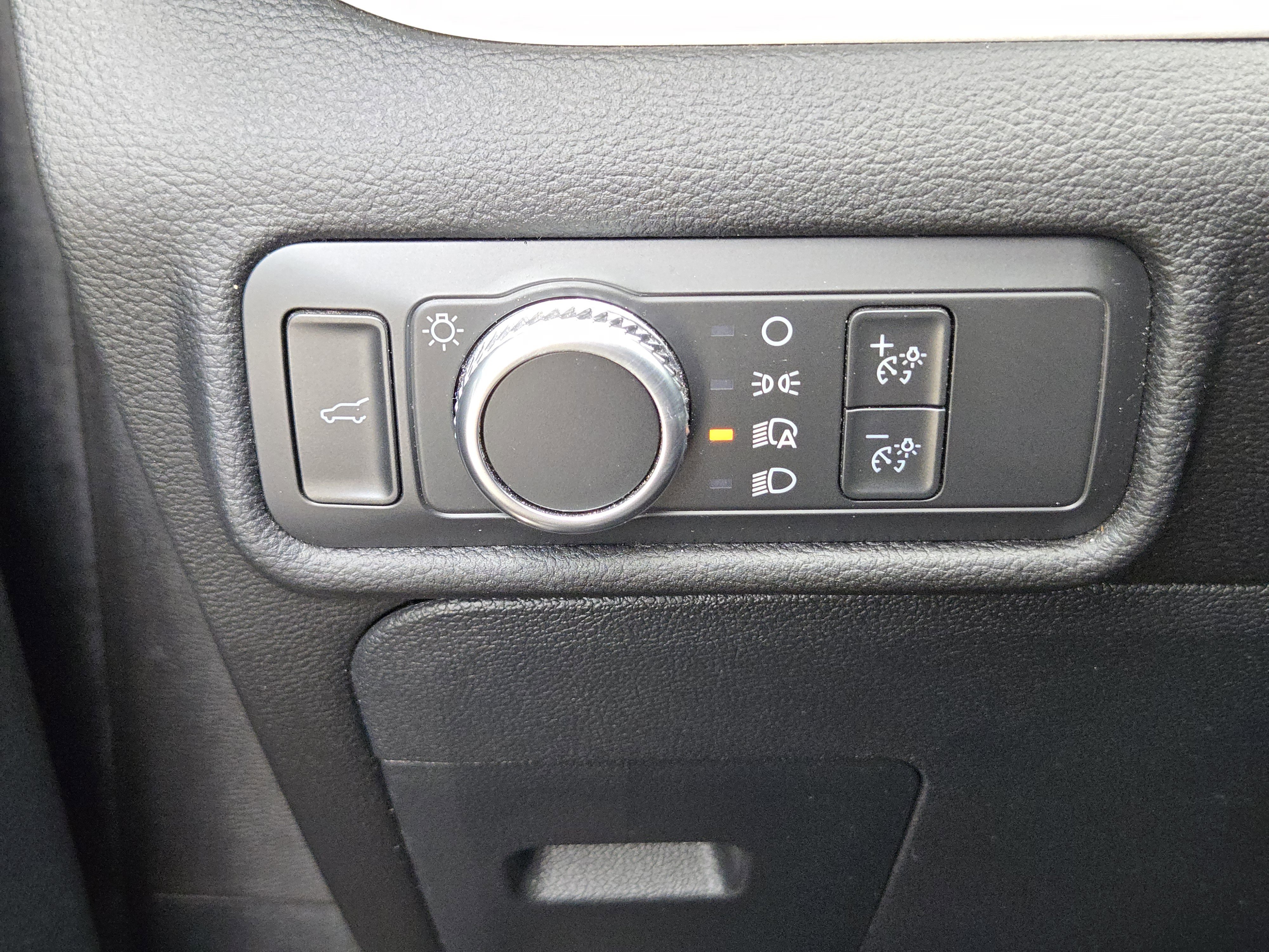 Certified Used 2022 Carbonized Gray Metallic Ford XLT image 22