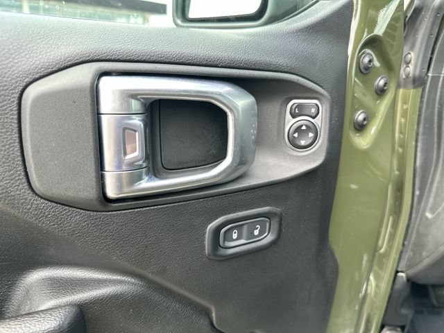 Used 2023 Green Jeep 4-Door Sport S 4x4 image 16