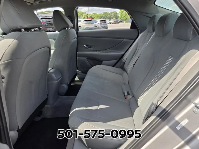 Used 2023 Silver Hyundai SEL image 11