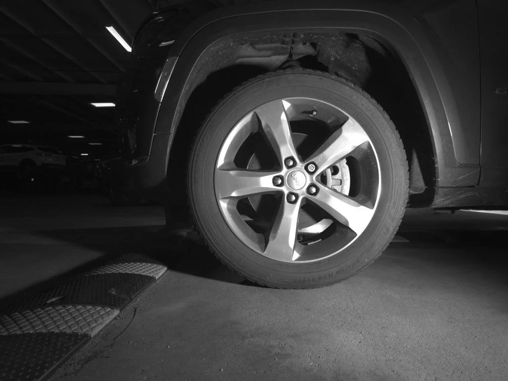 Used 2021 Gray Jeep Limited image 5