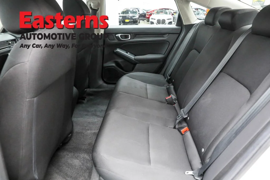 Used 2025 White Honda LX image 19