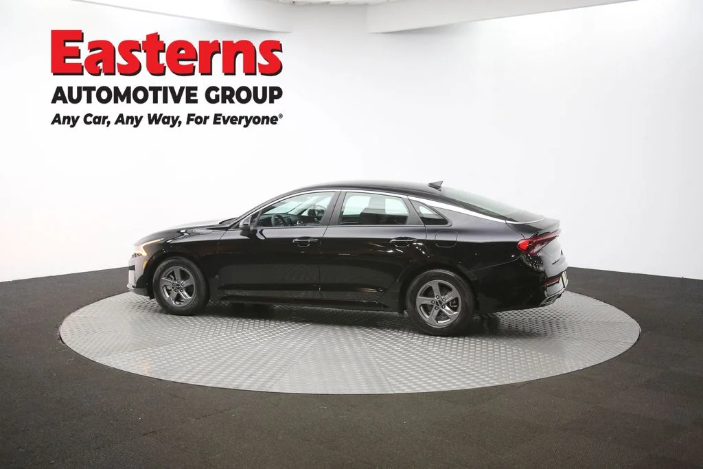 Used 2024 Gray Nissan SV image 61