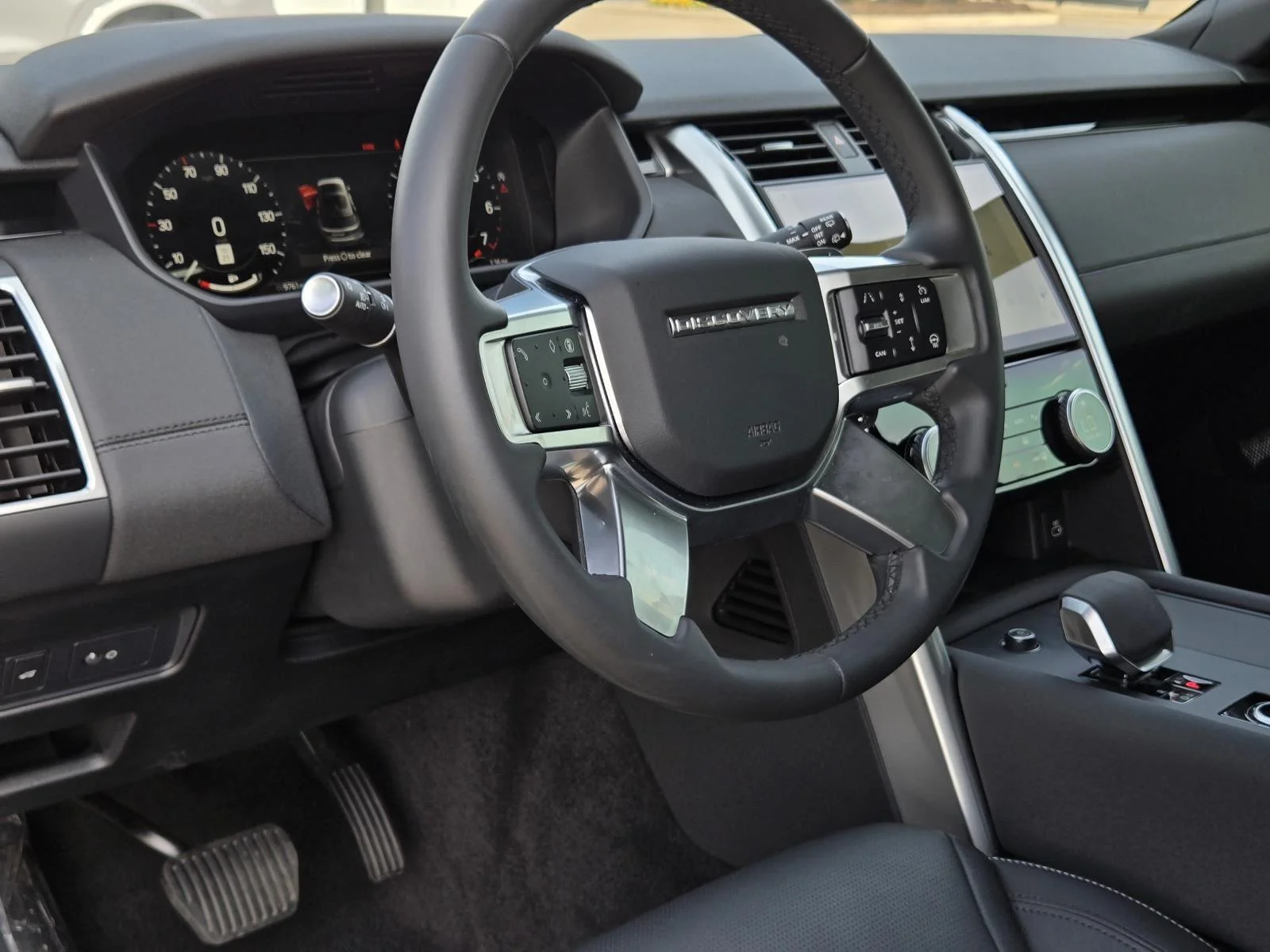 Certified Used 2025 Santorini Black Metallic Land Rover S image 20