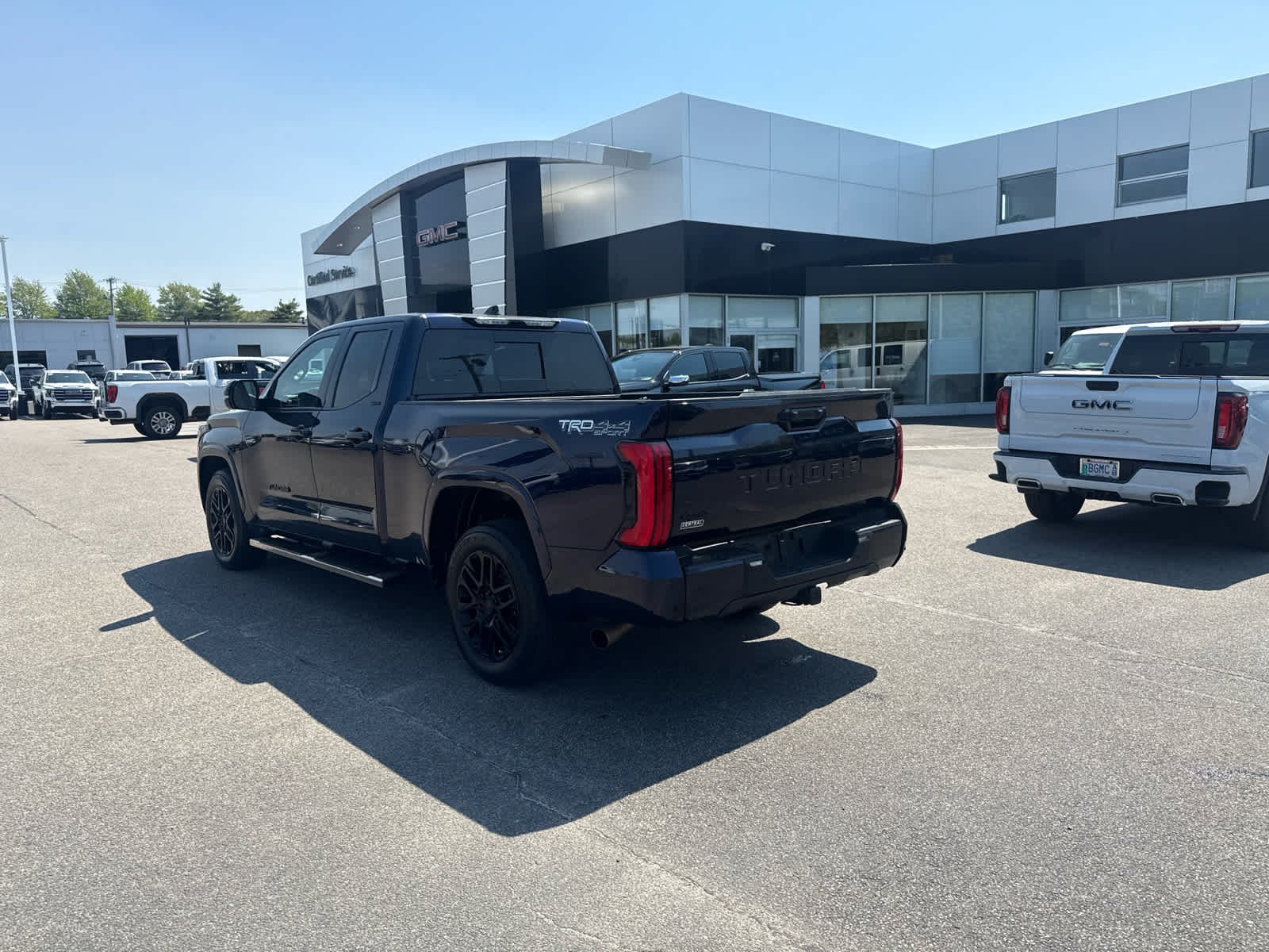 Used 2022 Gray Toyota SR5 image 3